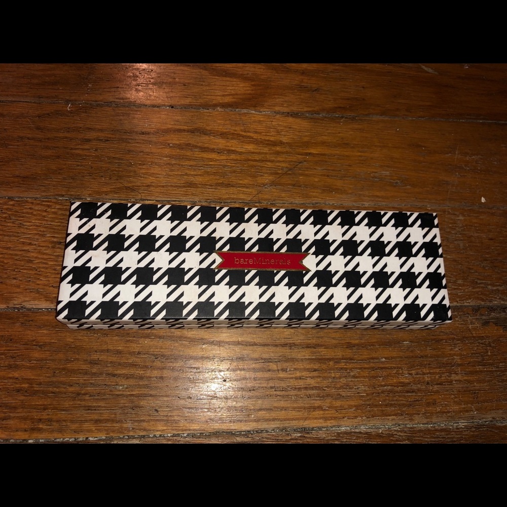 bareMinerals Magic Act folding eyeshadow palette